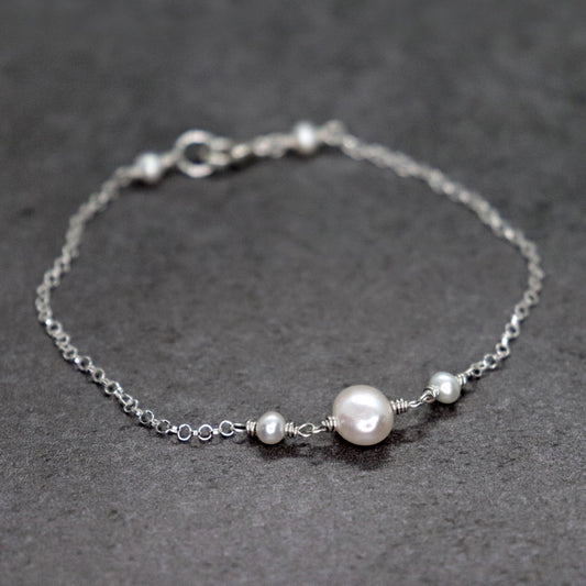 Freshwater Pearl Bracelet, A Grade