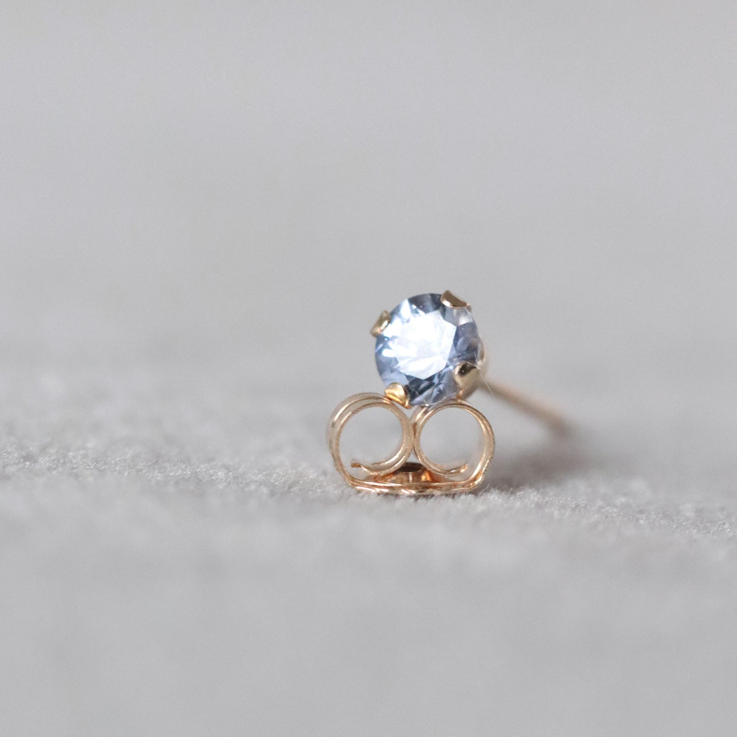 Light Blue Sapphire Stud Earrings in 14k Gold