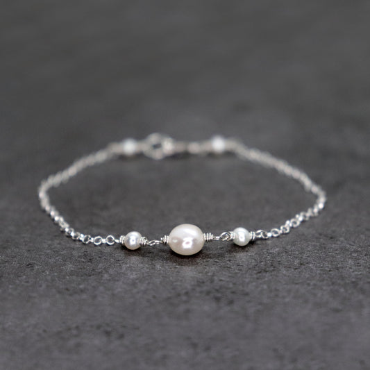 Freshwater Pearl Bracelet, A Grade