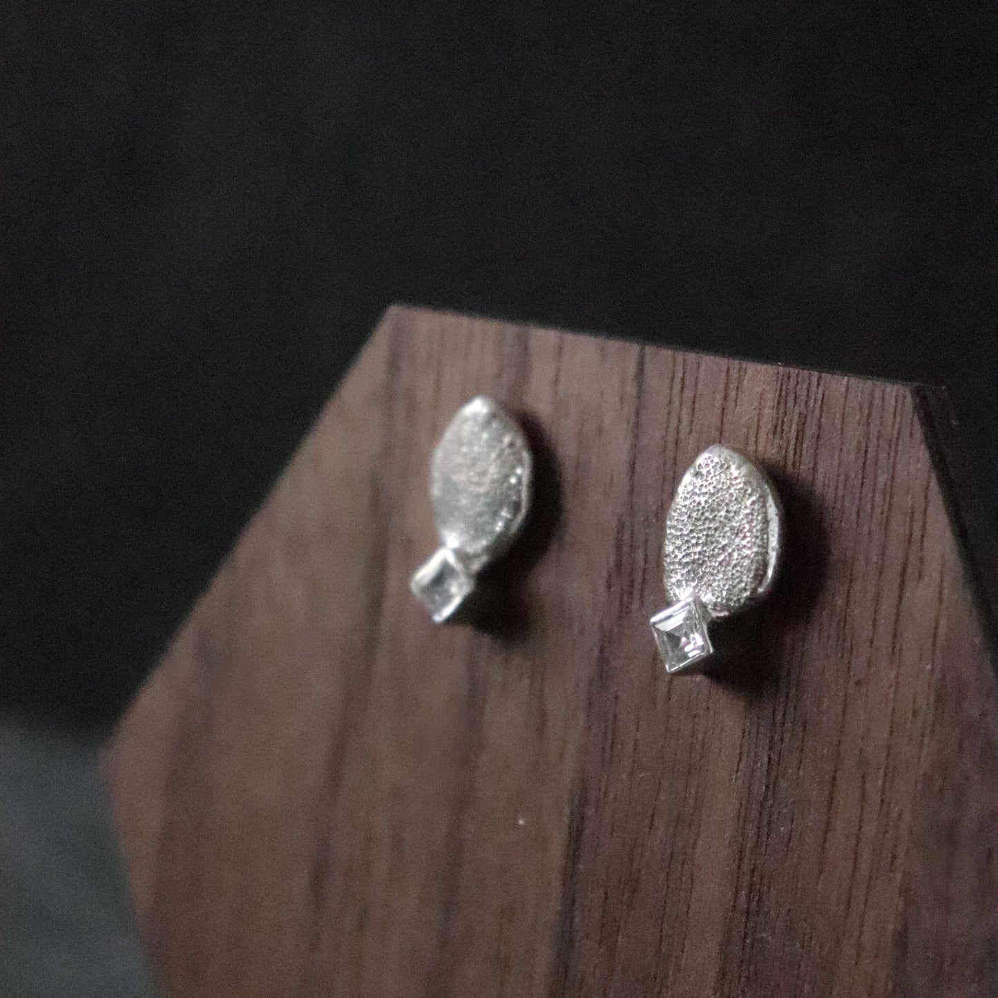Textured Pebble Stud Earrings with Square Cubic Zirconia