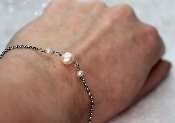Freshwater Pearl Bracelet, A Grade