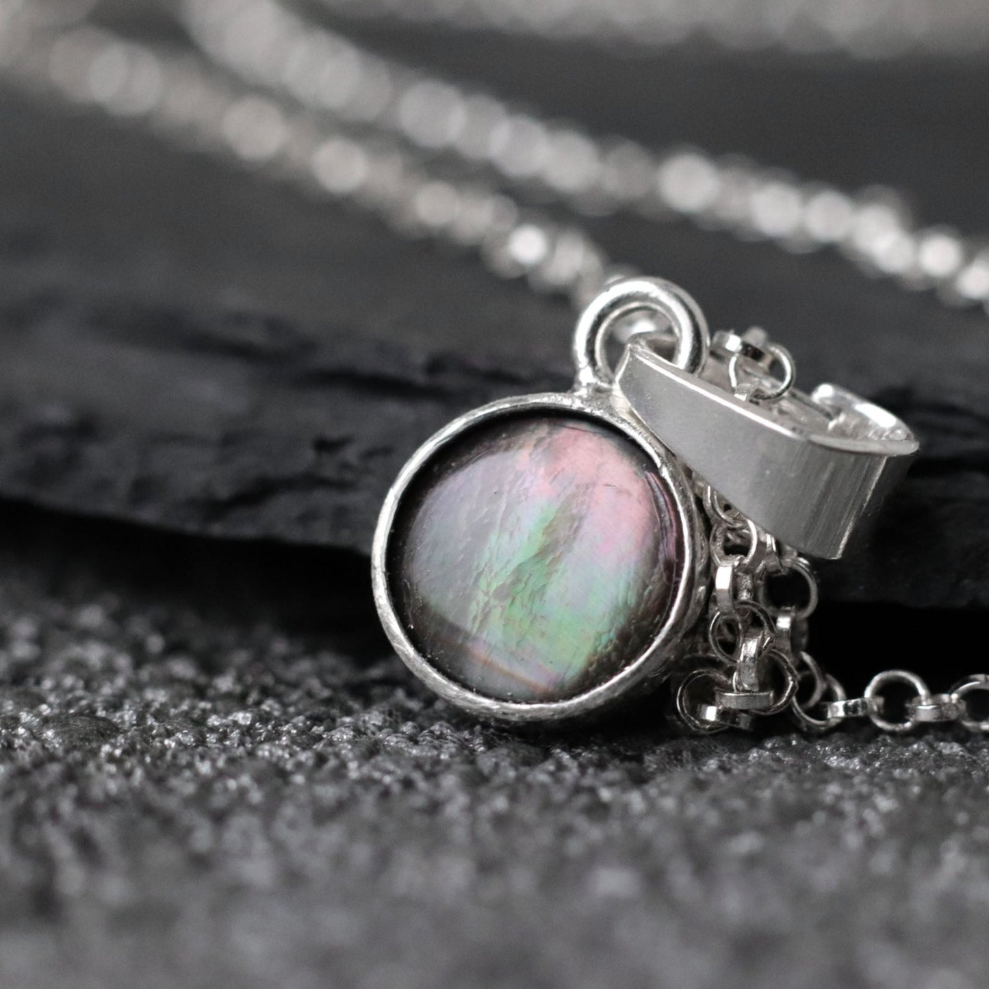 Black Mother of Pearl Pendant Necklace