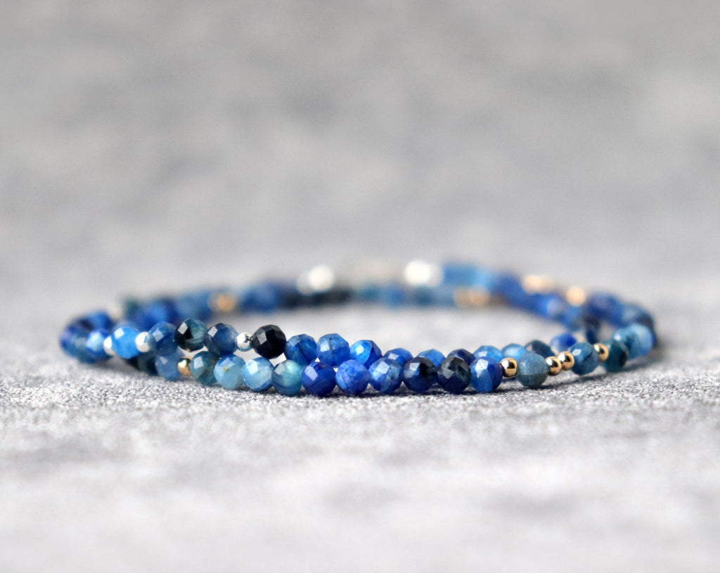 Blue kyanite pendant - Silverwaves Jewelry